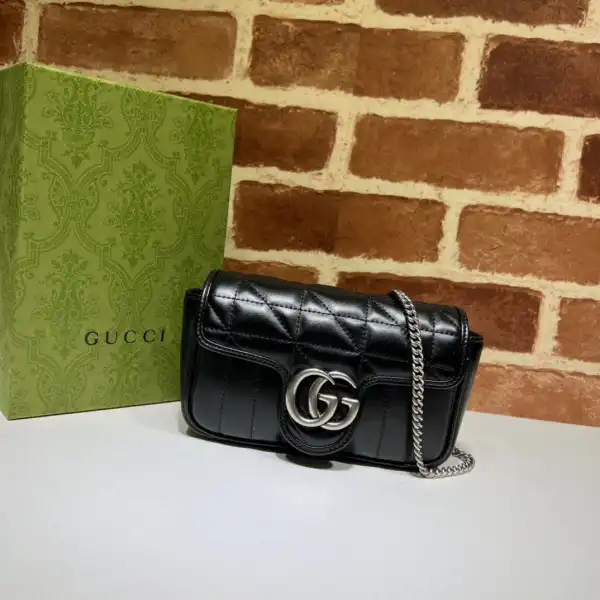 Cheap GUCCI GG Marmont super mini bag 0130