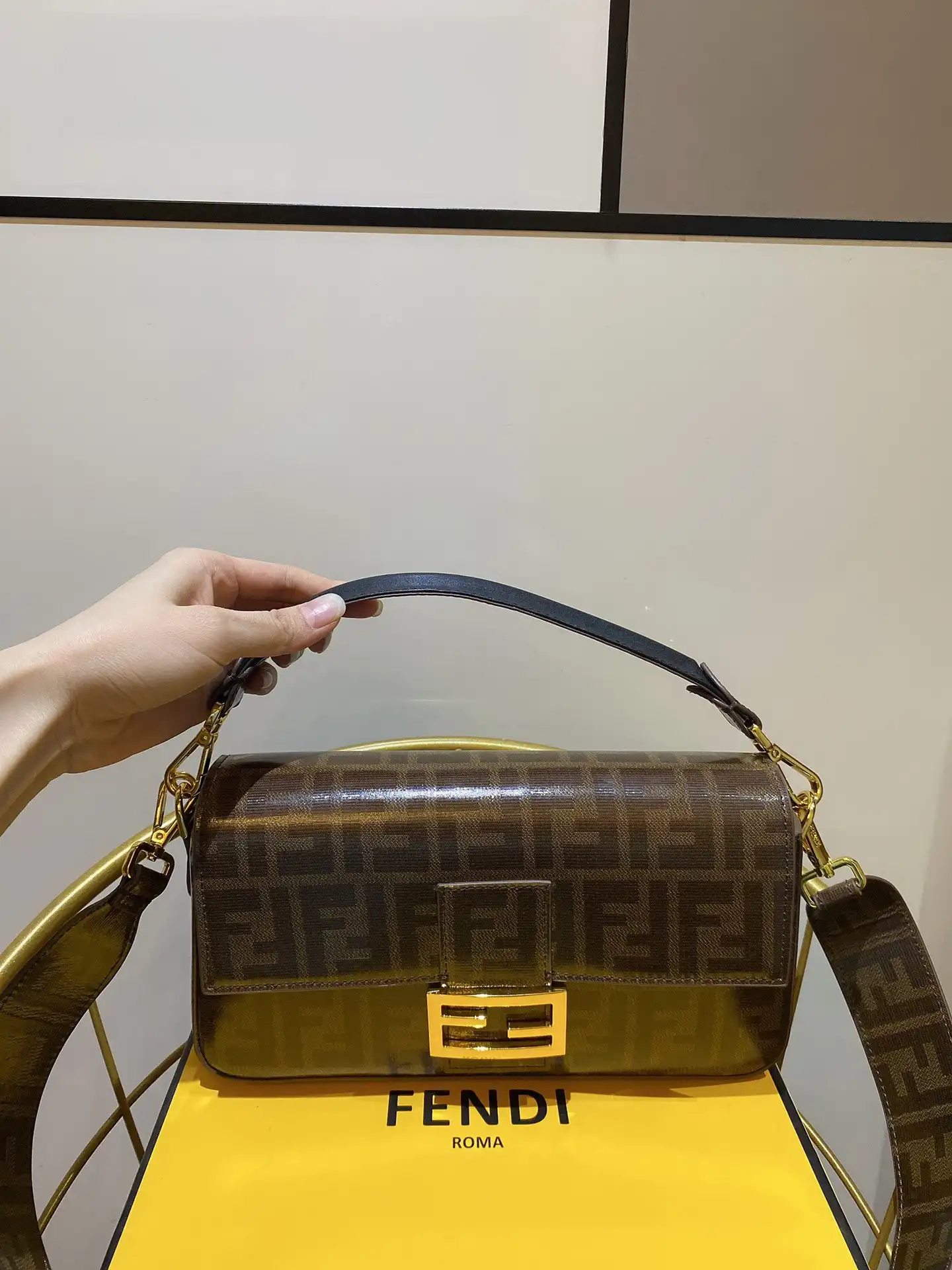 Affordable FENDI BAGUETTE 0129