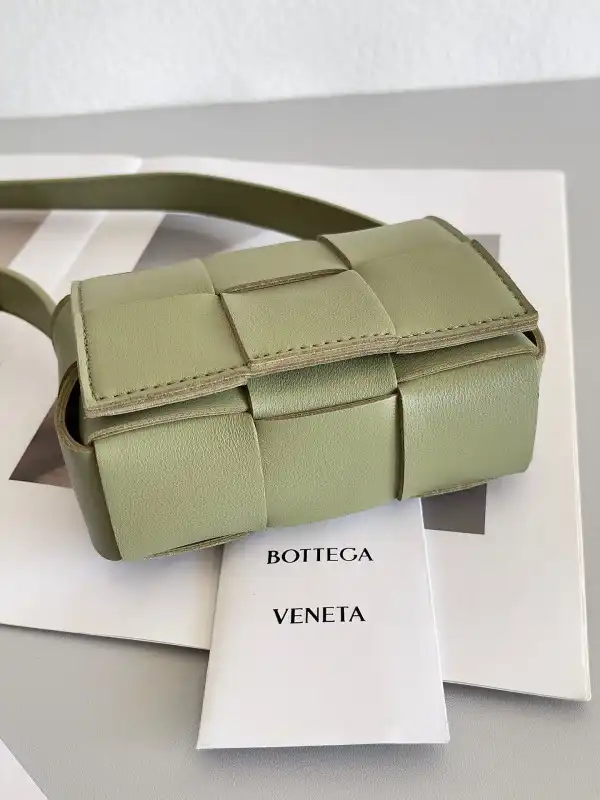 Affordable BOTTEGA VENETA Candy mini Cassette-12*8*4cm 0125