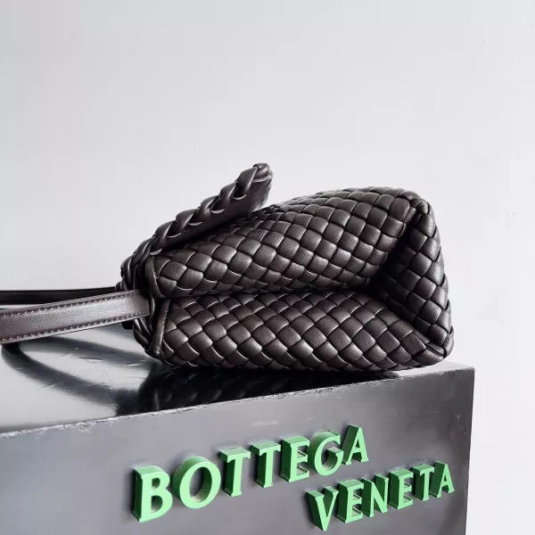 Affordable BOTTEGA VENETA Patti Top Handle Bag 0113