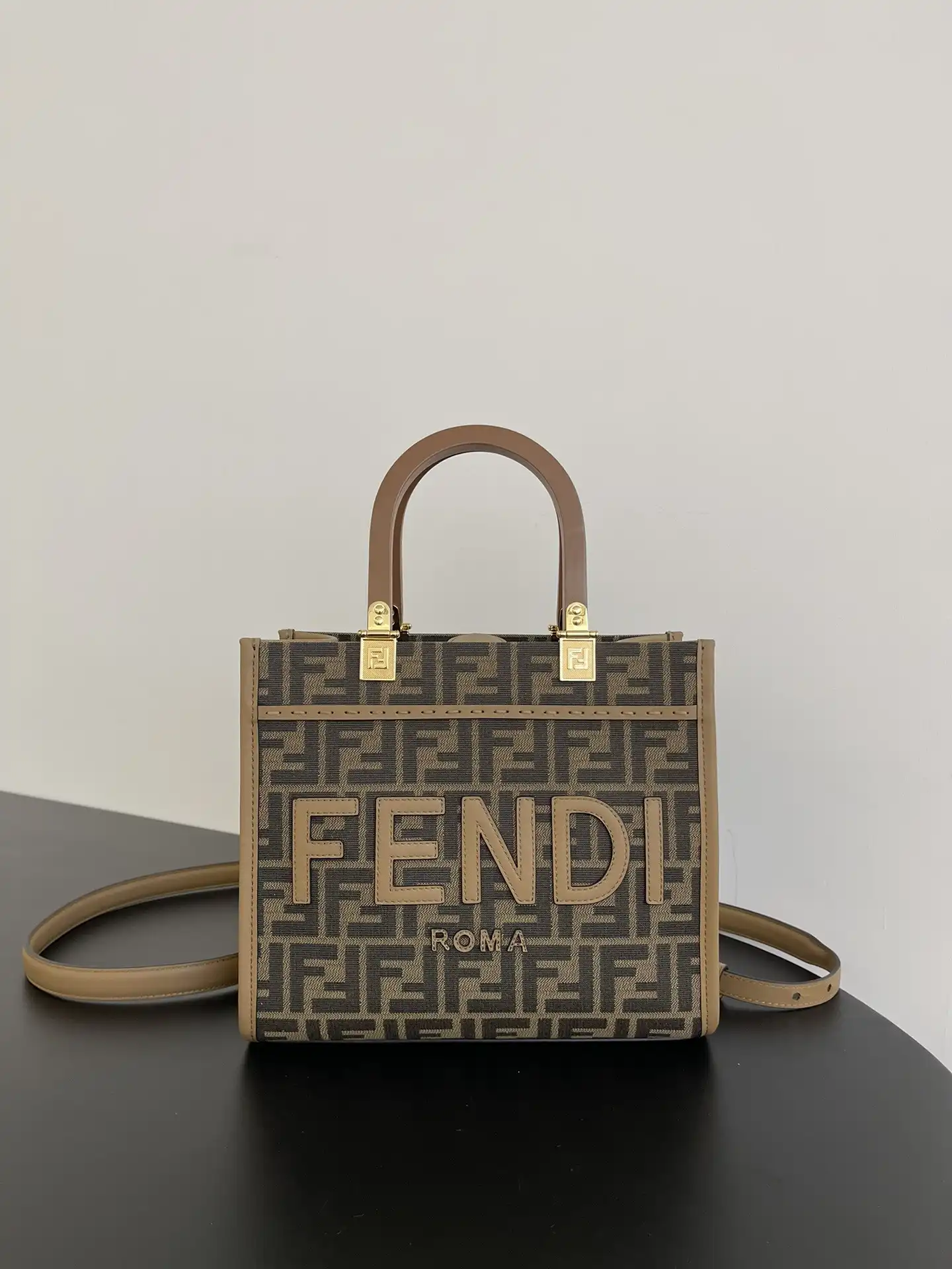 Affordable FENDI Sunshine small bag-25.5*12*22.5CM 0129