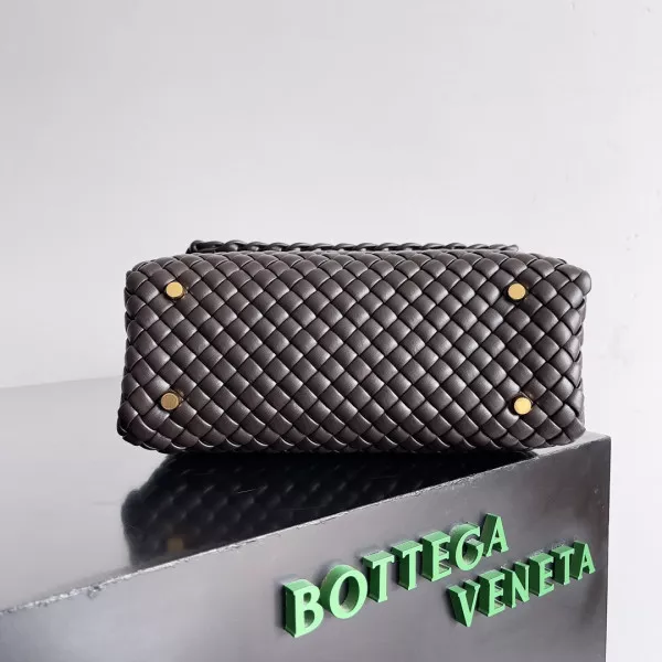 Affordable BOTTEGA VENETA Patti Top Handle Bag 0113