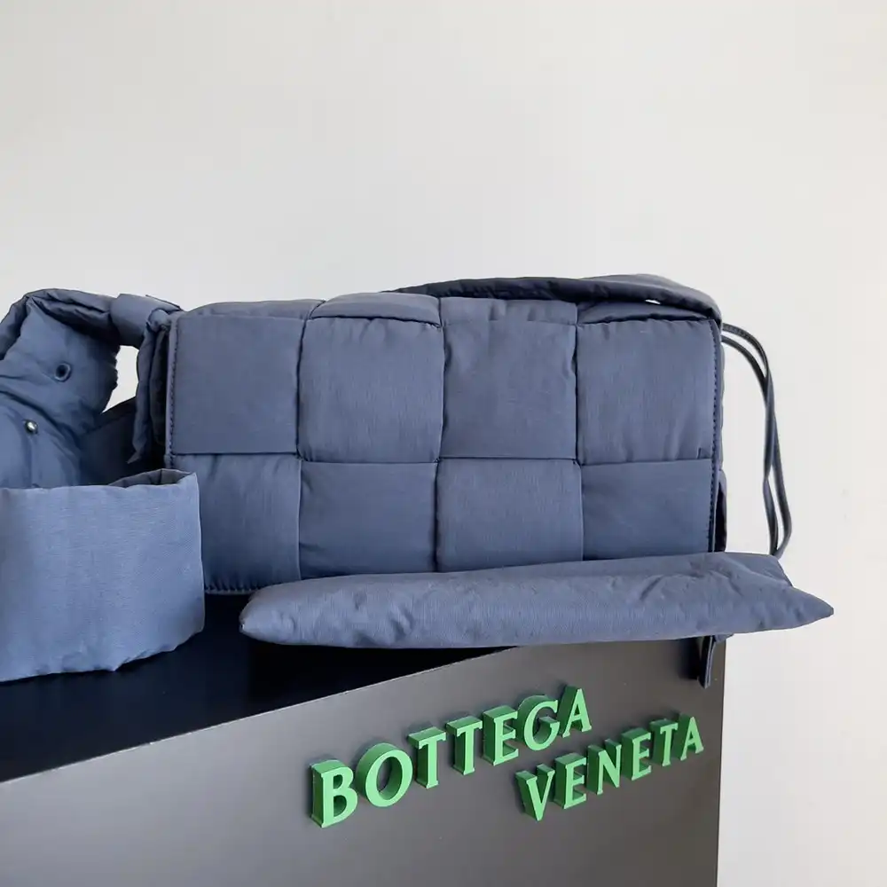 Affordable BOTTEGA VENETA Padded Tech Cassette 0125