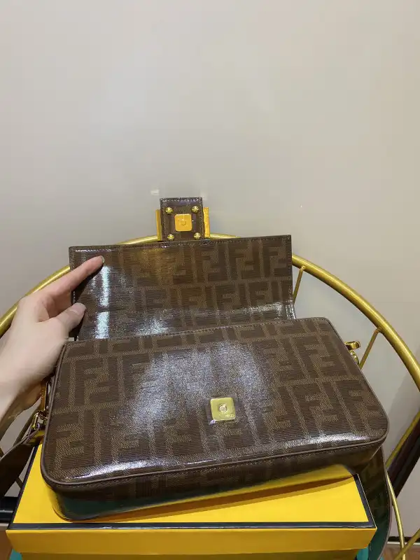 Affordable FENDI BAGUETTE 0129