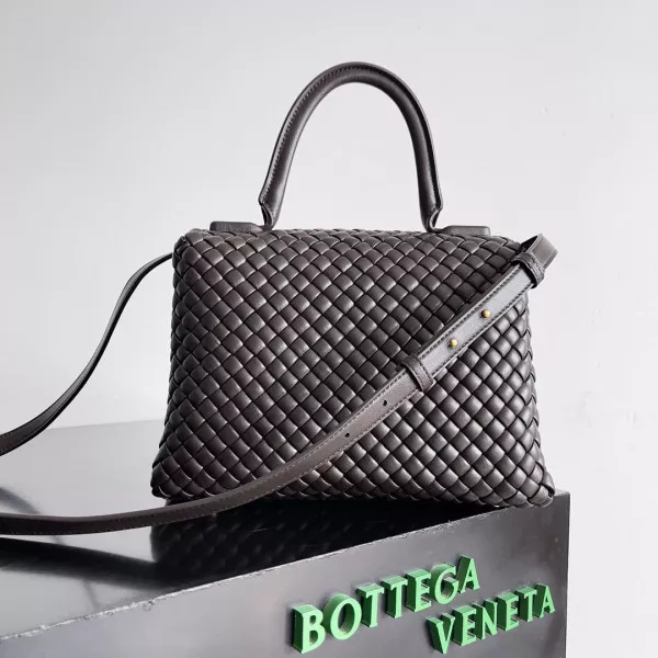 Affordable BOTTEGA VENETA Patti Top Handle Bag 0113