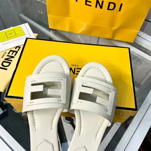 Cheap Fendi Signature 0204