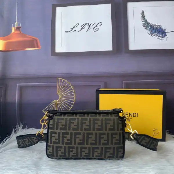 Affordable FENDI BAGUETTE -27-15-6cm 0201