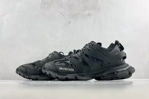 Affordable BALENCIAGA RUNNER SNEAKER 0206